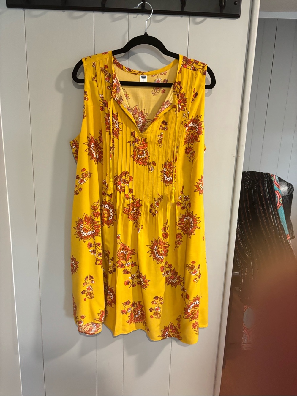 Old Navy Yellow Floral Sleeveless Pintuck Dress